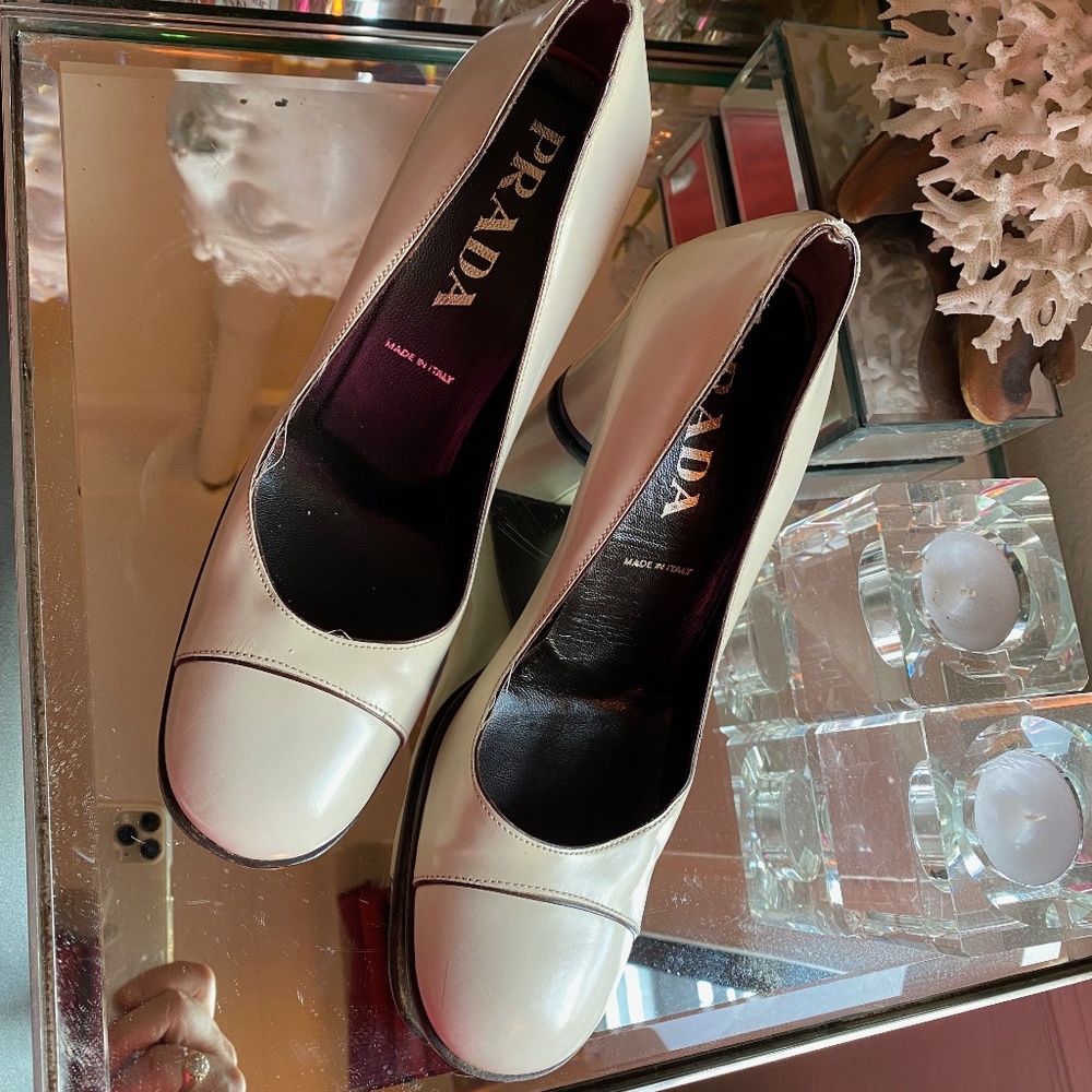 Prada Pink Gradient Leather Round-Toe Block Heel Pumps - Picture 2 of 8